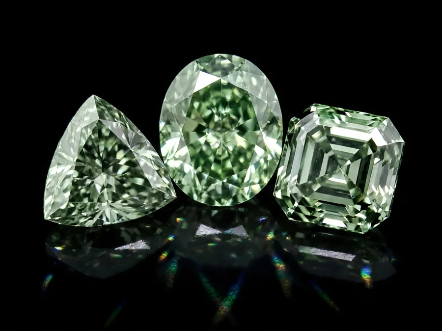 Cluster of fancy green diamonds